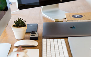 选择IM钱包正版下载的原因？安全保障与功能服务缺一不可